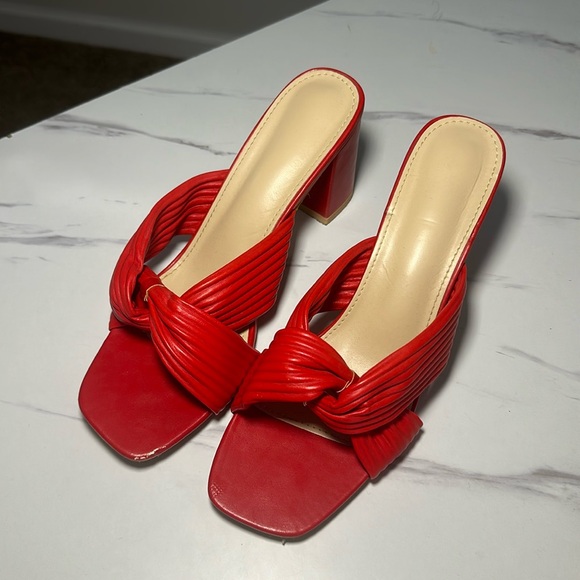 Shoes - Red kitten heel slip on